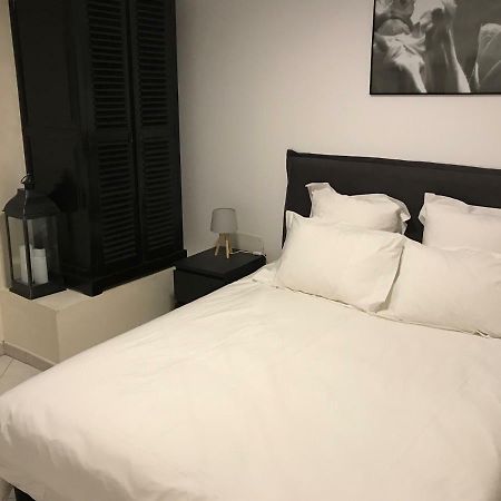 Appartements 尼姆 外观 照片