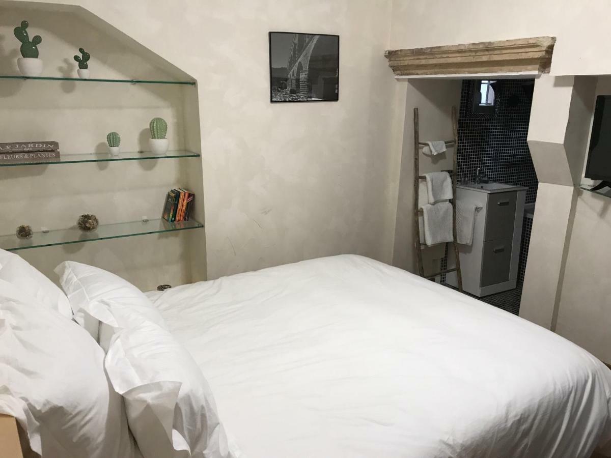 Appartements 尼姆 外观 照片